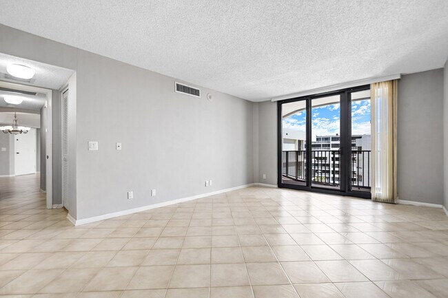 Building Photo - 3610 S Ocean Blvd