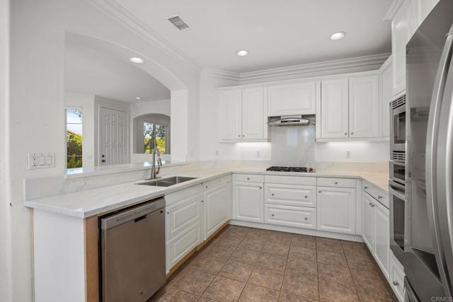 Building Photo - 7479 Mermaid Ln