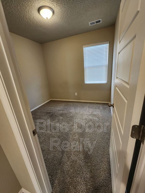 Building Photo - 10637 Aspiration Ln SW