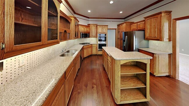 Building Photo - 741 Fox Bend Trail