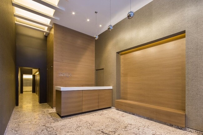 Building Photo - 325 Lexington Ave