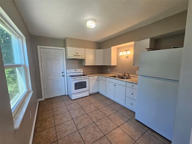 Building Photo - 4118 59th St W