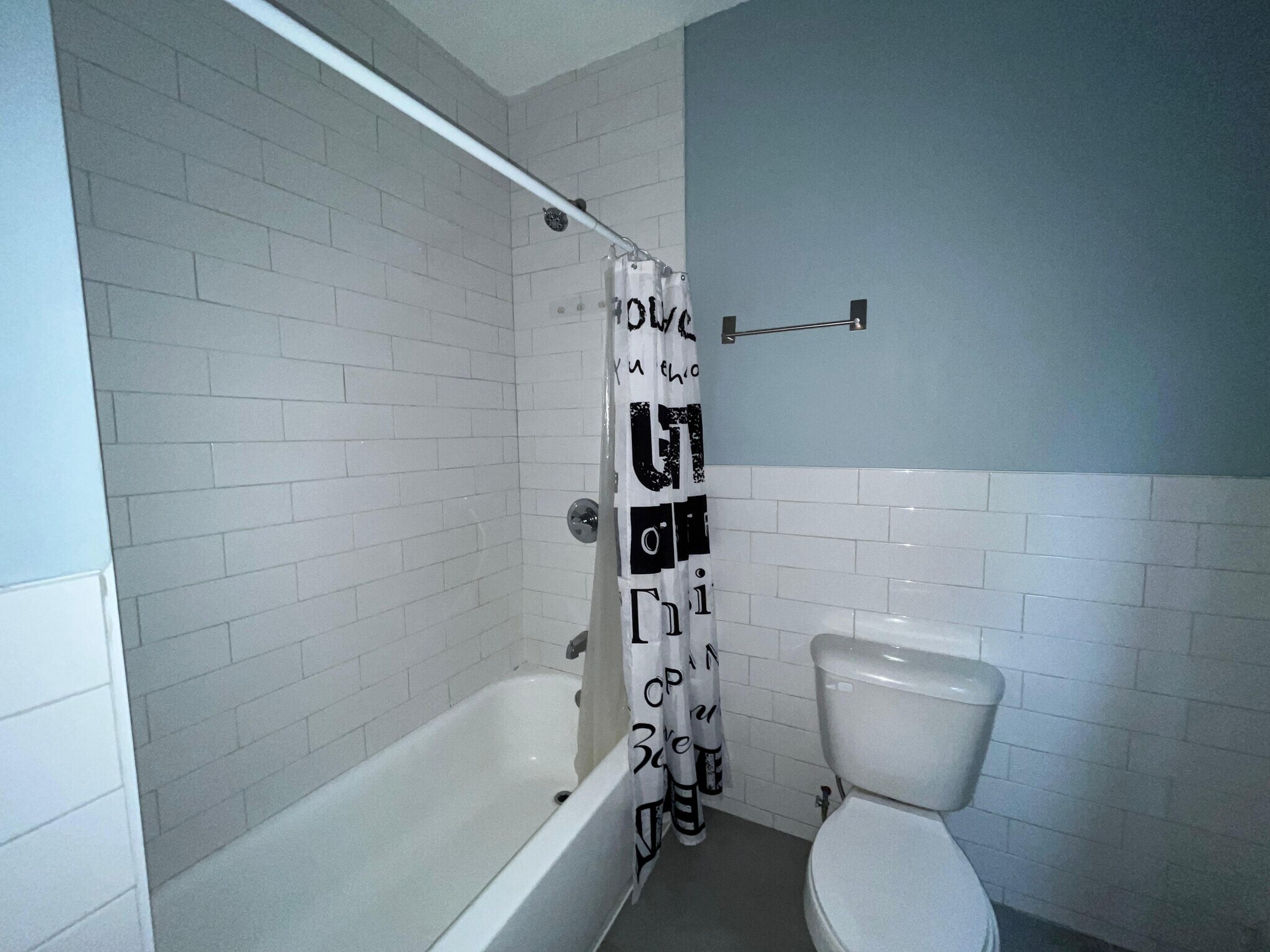 Building Photo - 485 Mercer St