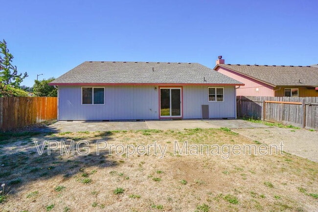 Building Photo - 3107 NE 148th Ave