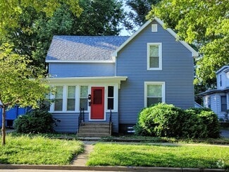Building Photo - 307 W Illinois St