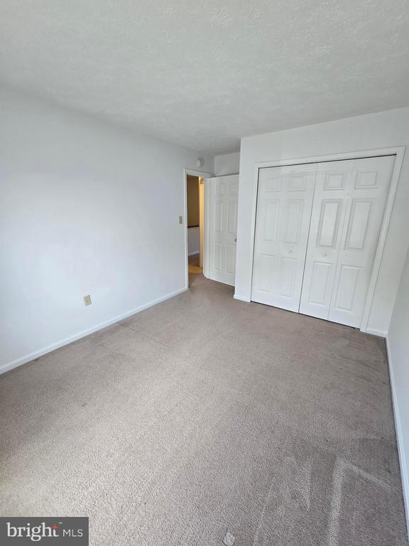 Building Photo - 6047 Sirenia Pl