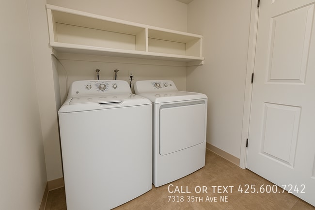 Building Photo - 7318 35th Ave NE