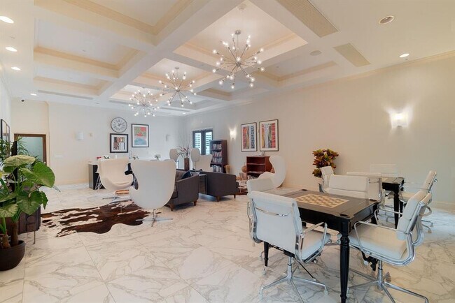 Building Photo - 600 S Dixie Hwy