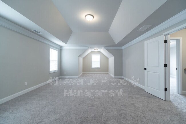Building Photo - 417 Hudson Cove Trl