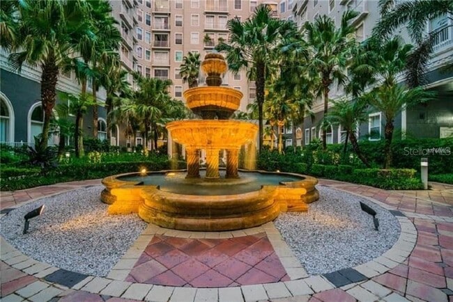 Building Photo - 700 S Harbour Island Blvd