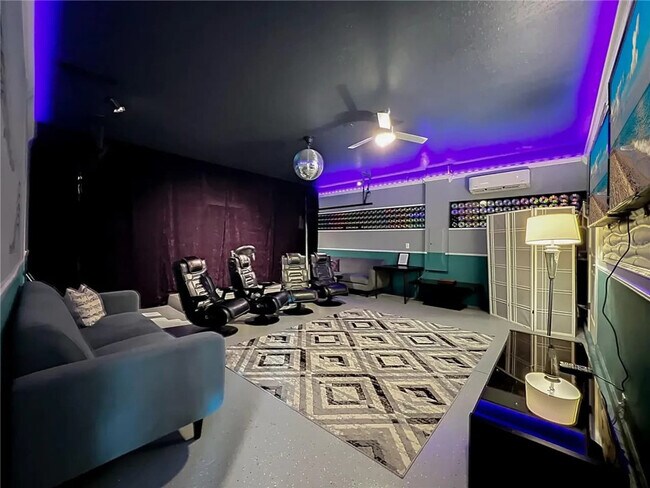 Building Photo - 9048 Sand Trap Dr