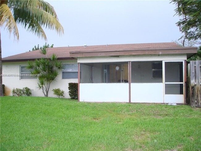 Building Photo - 3200 NW 5th Terrace
