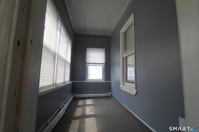 Building Photo - 34 Lenox St