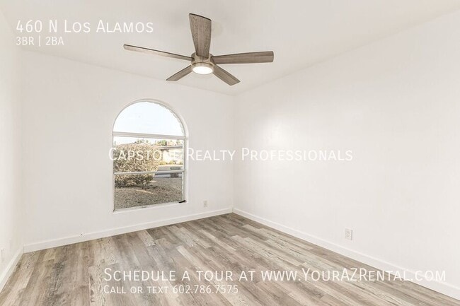 Building Photo - 460 N Los Alamos