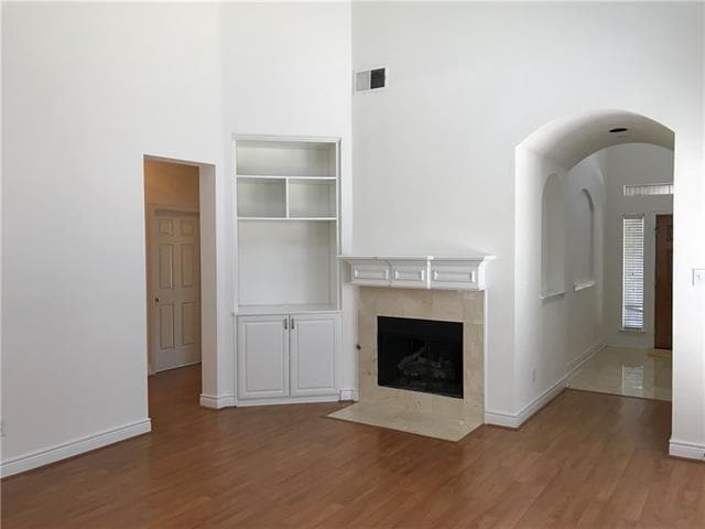 Building Photo - 8327 Charleston St