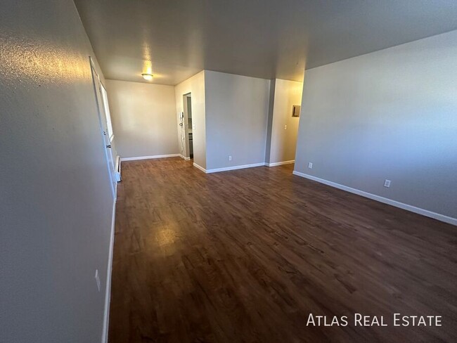 Building Photo - Upgraded 2BR | Prime Location Near Old Col...