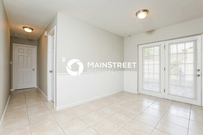 Building Photo - 3 Bedroom Pet-Friendly Home in Ocoee, FL with Main Street Renewal