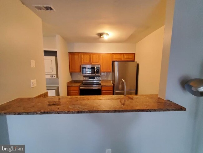 Building Photo - 8036 Pantano Pl