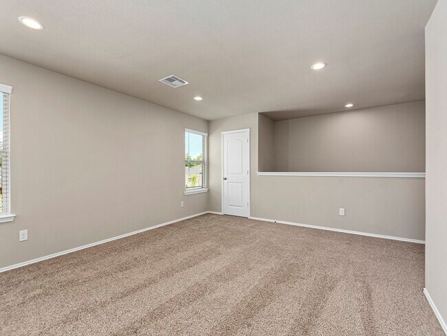 Building Photo - 9278 Inland Leather Ln
