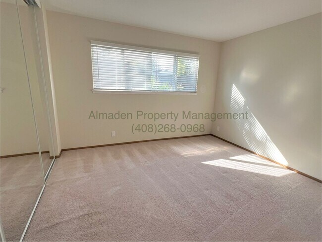 Building Photo - Updated Single-Story Almaden Home! Award W...