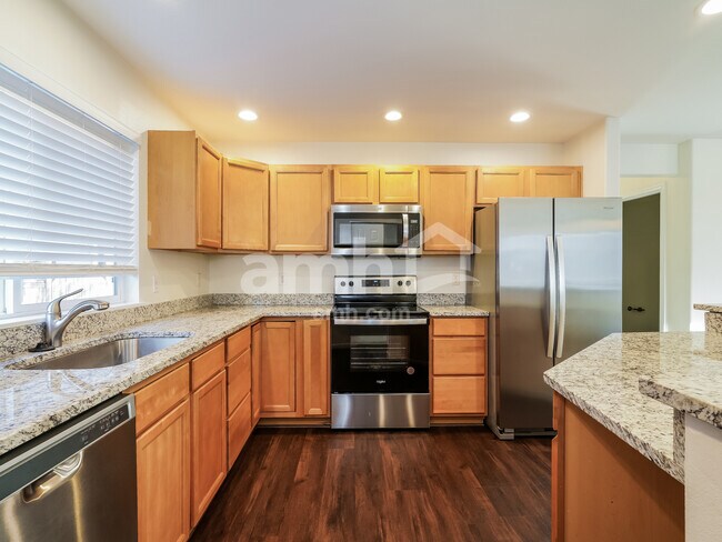 Building Photo - 5424 Balustrade Blvd SE