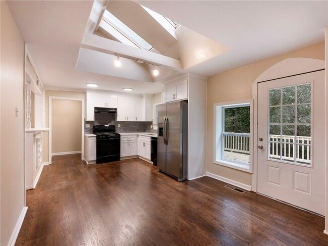 Building Photo - 2949 Judylyn Dr