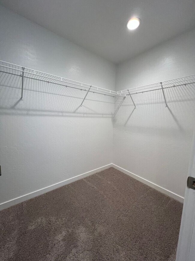 Building Photo - Price reduced!!! Be the first to live in t...