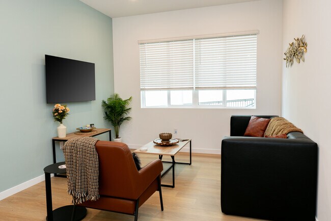 Building Photo - Monte