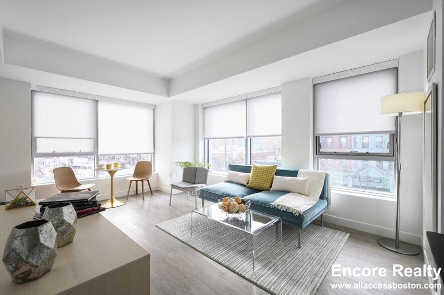 Building Photo - 425 Massachusetts Ave