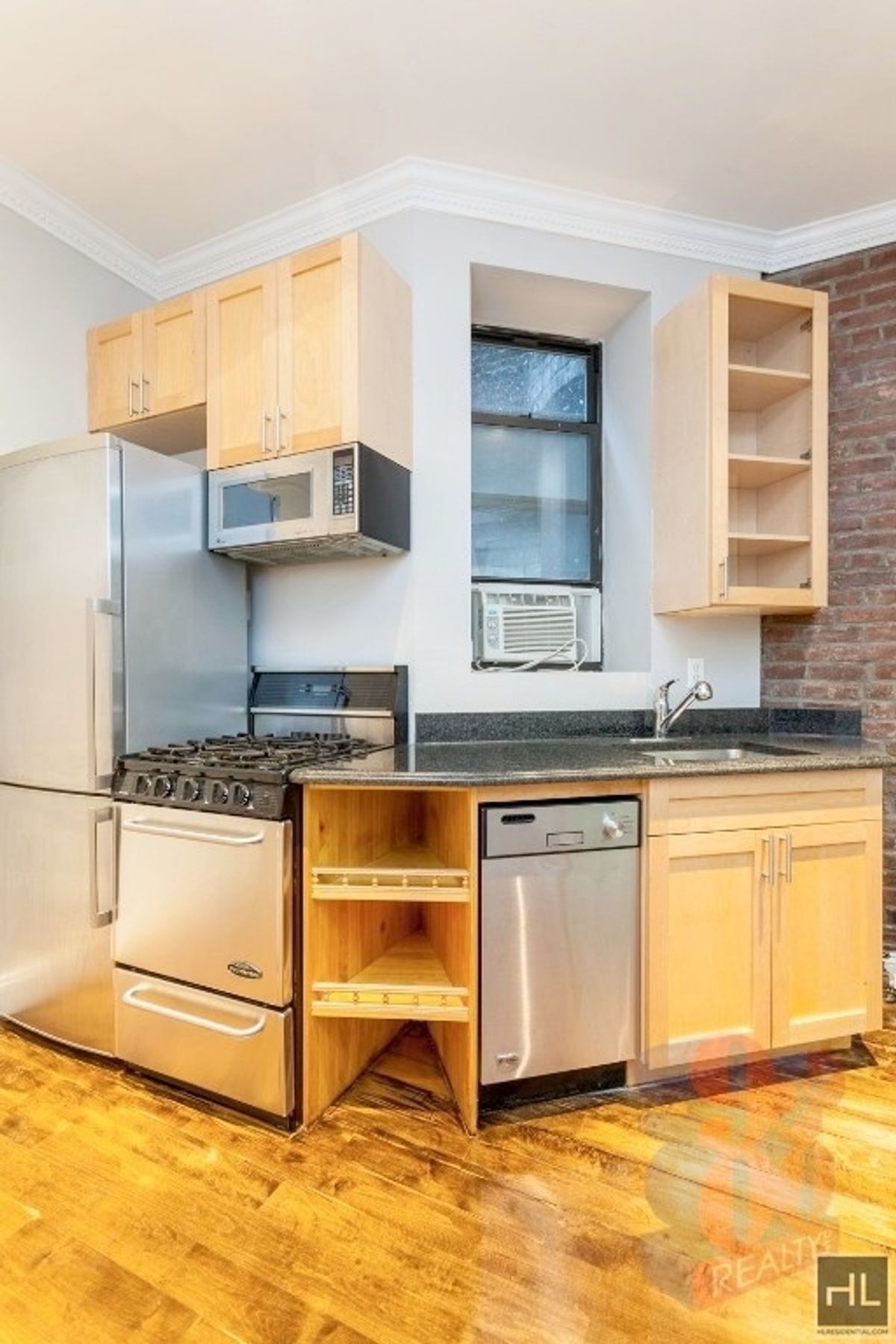 Building Photo - BARROW ST.