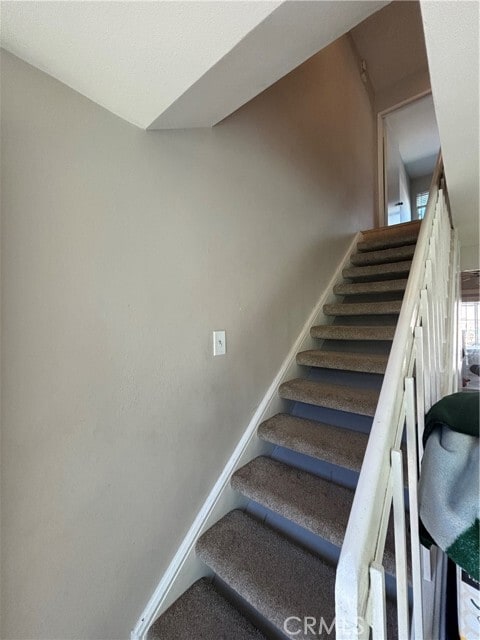 Building Photo - 5094 Via Maria