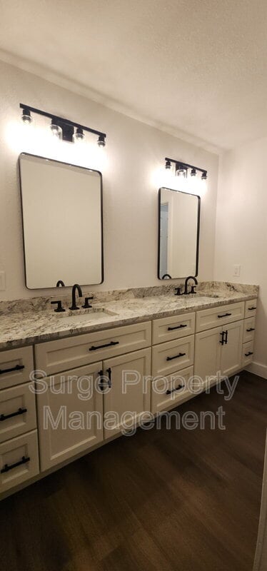 Building Photo - 1112 Concord Dr