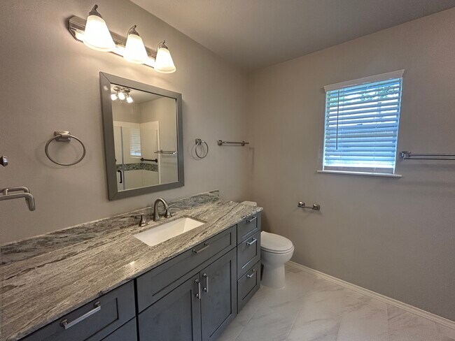Master Bath - 22011 Grand Forks Dr