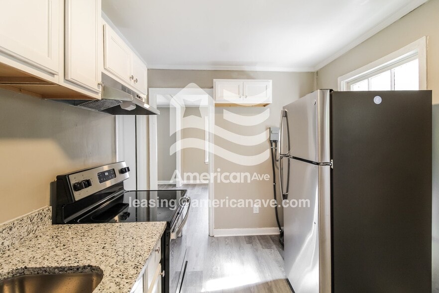 Building Photo - 986 Ponce De Leon Cir N