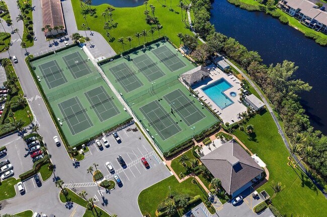 Building Photo - 100 Ocean Trail Way