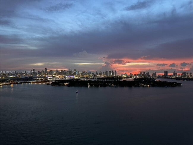 Building Photo - 540 West Ave