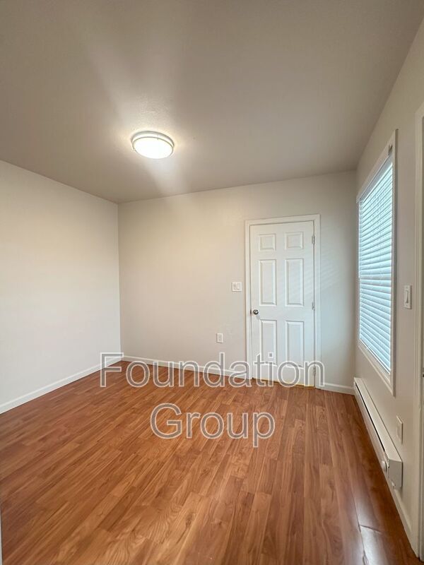 Building Photo - Davis Place Apartments