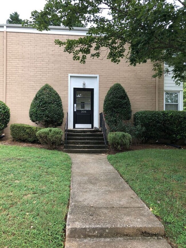 Selwyn Village 308 Wakefield Dr Charlotte NC 28209 Apartment Finder