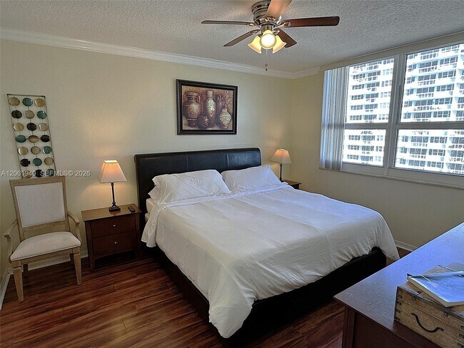 Building Photo - 2080 S Ocean Dr