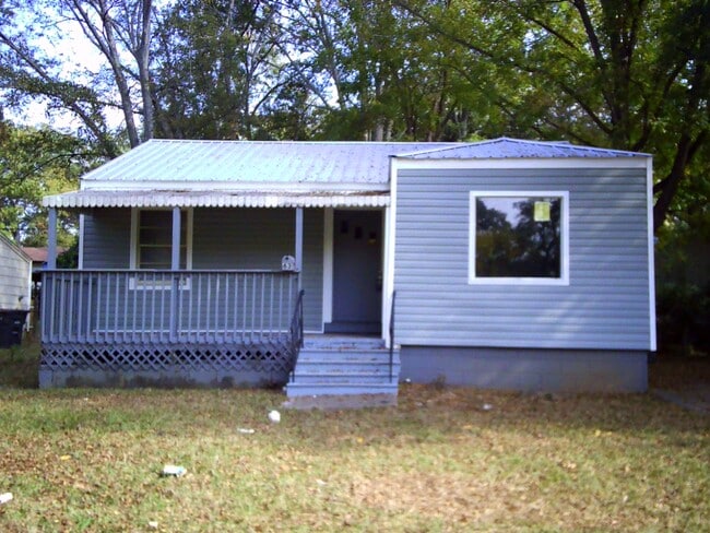 Building Photo - 63 Wilkes Cir