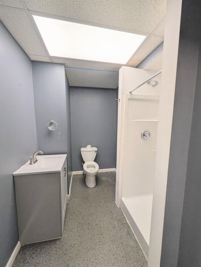 Building Photo - 202 Union St