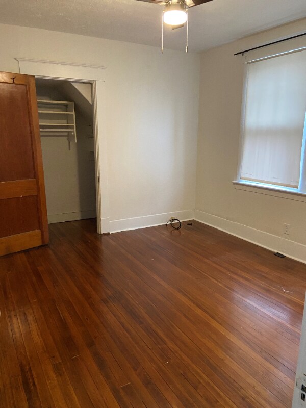 Building Photo - 550 Rose Hill Ave