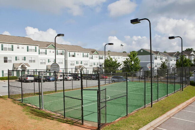 Building Photo - Student Housing