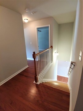 Building Photo - 964 Pierce Ivy Ct NE