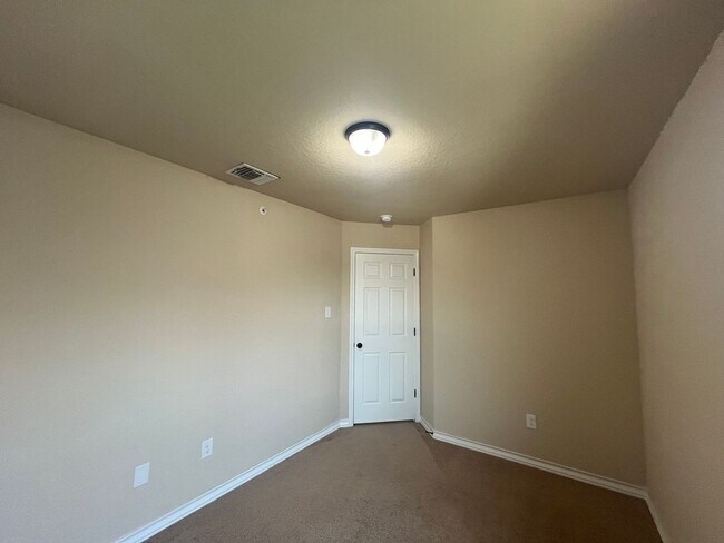 Building Photo - 16824 Dancing Ava