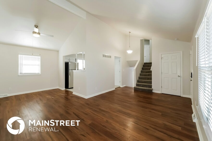 Building Photo - 813 NE 113th Terrace