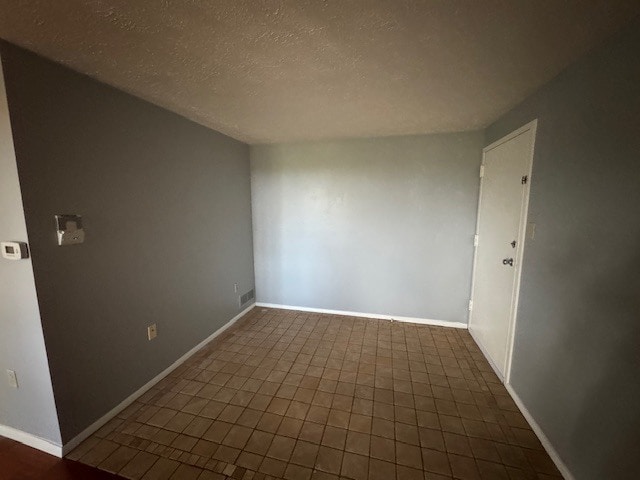 Building Photo - 27512 Evergreen Run