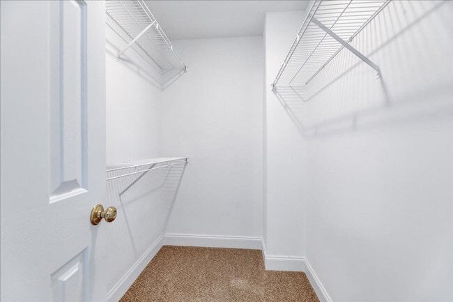 Building Photo - Updated 2 Bedroom Townhouse in Clayton