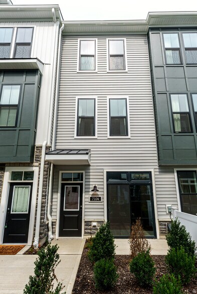 Front View 2 - 7104 Donatello Dr