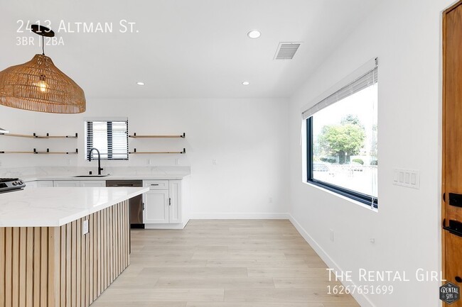 Building Photo - Stunning Frogtown New Build! | Spacious 3 ...